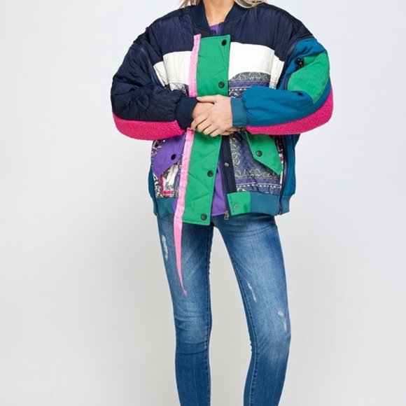 “Pack Lite Windbreaker” - Picture 4 of 4